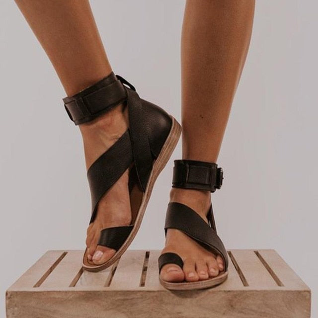 KS | Cross strap ankle wrap toe ring sandals