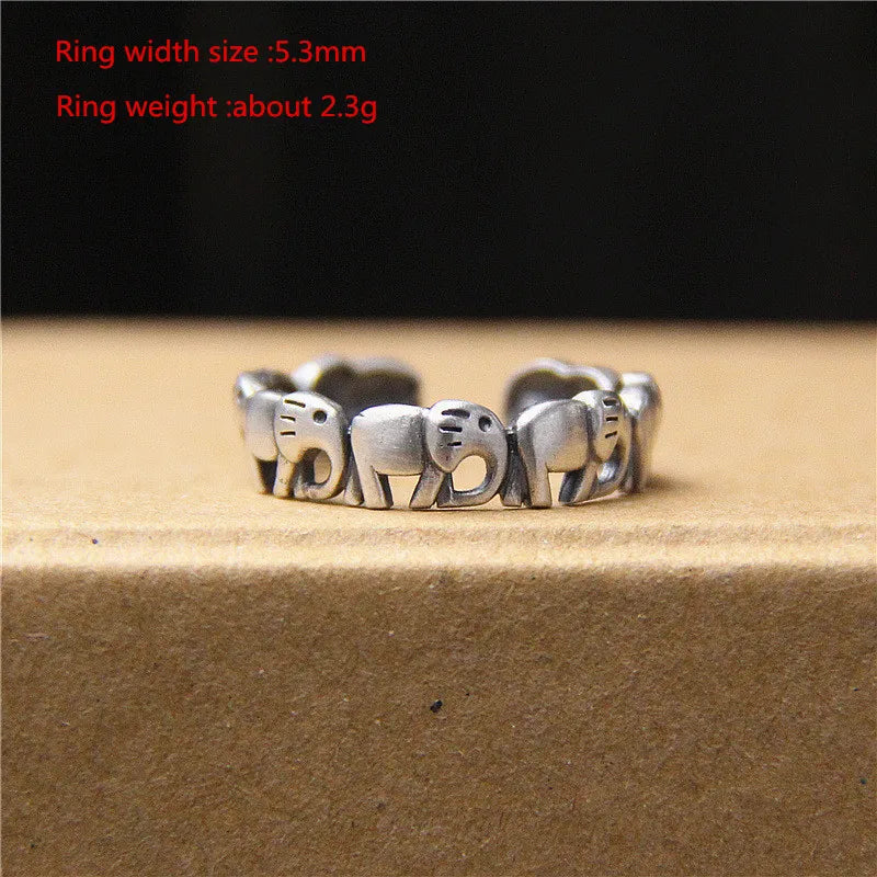 Classic Silver Ring with Timeless Appeal