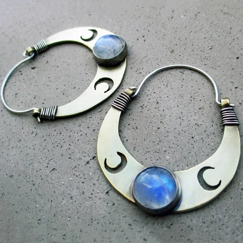 Romantic Silver Earring for Special Moments
