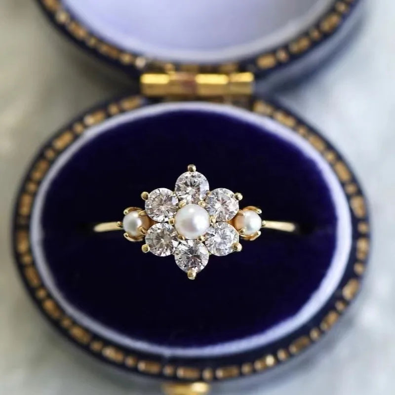 Charming Gold Ring for Any Occasion