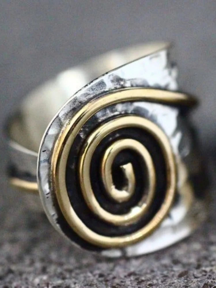 Stunning Silver Ring for Daily Wear