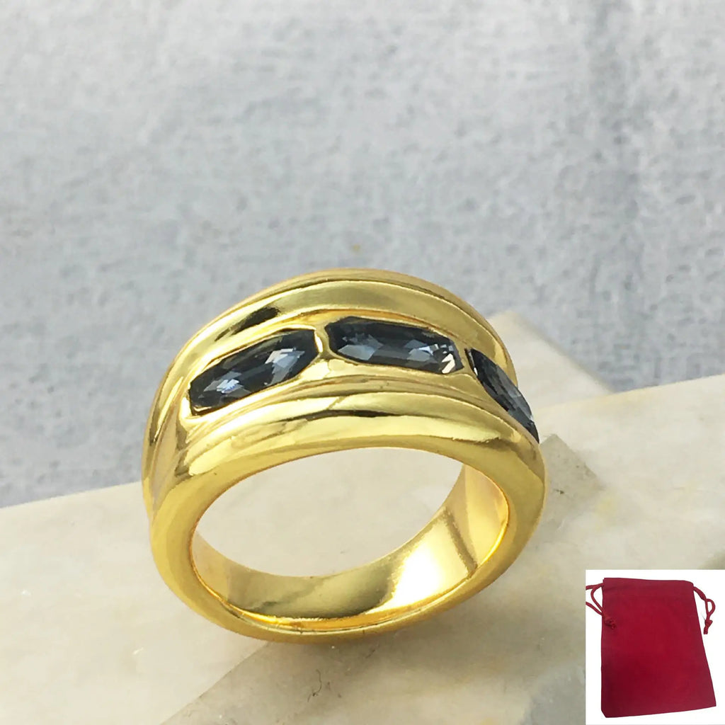 Stunning Gold Ring for Daily Wear