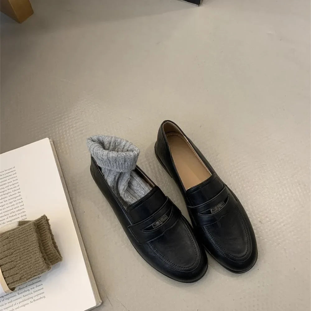 Fashionable and Supportive Orthopedic Flats