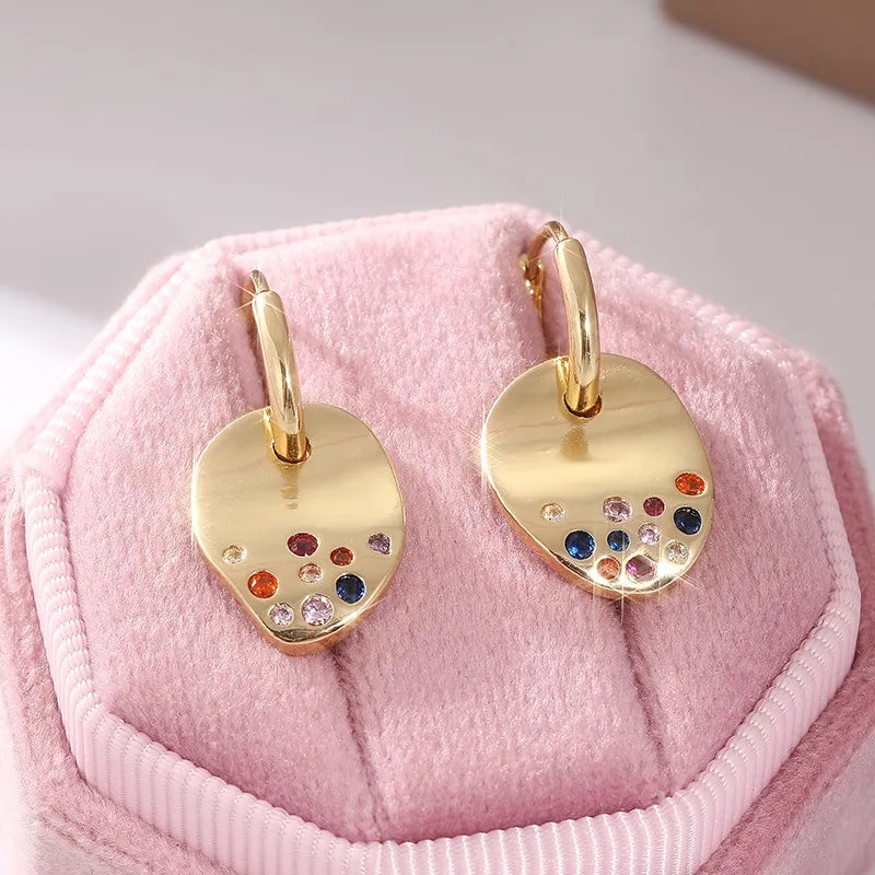 Romantic Gold Earring for Special Moments
