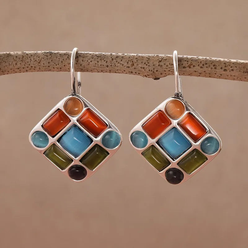 Charming Silver Earring for Any Occasion