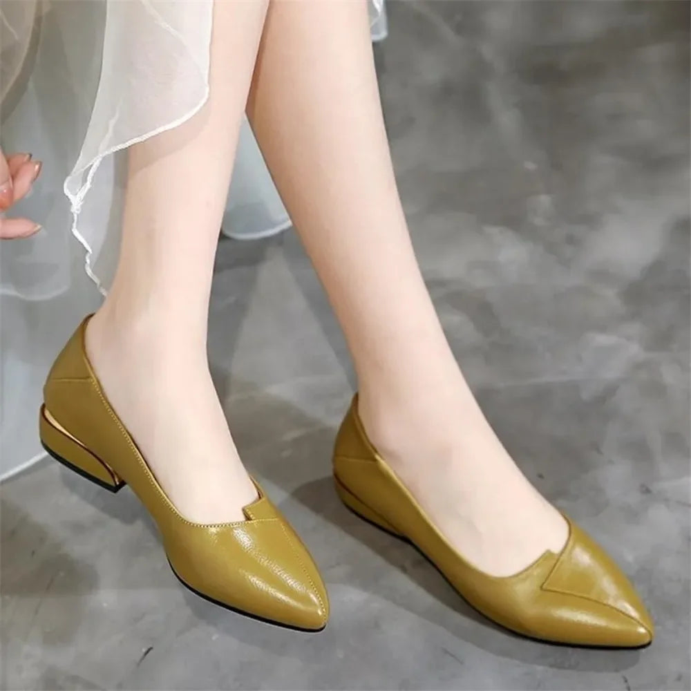 Durable and Supportive Orthopedic Shoes