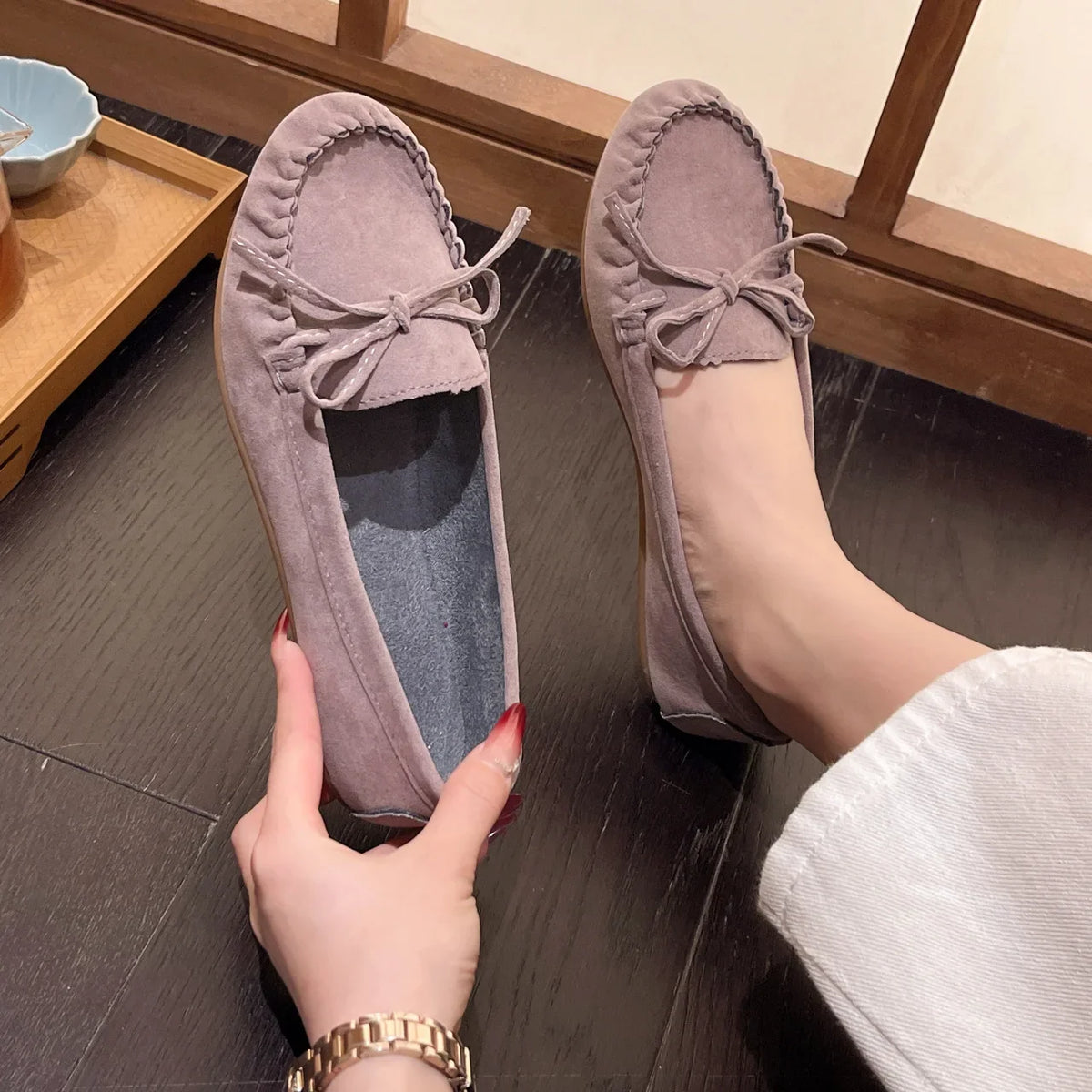 Versatile and Supportive Orthopedic Flats