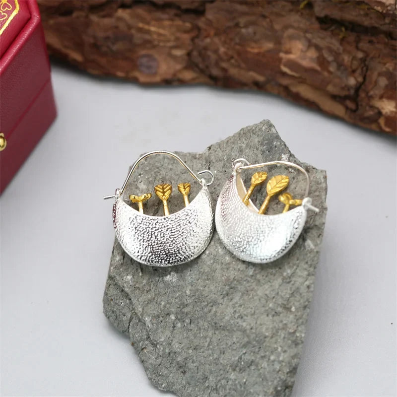 Classic Gold Earring with Timeless Appeal