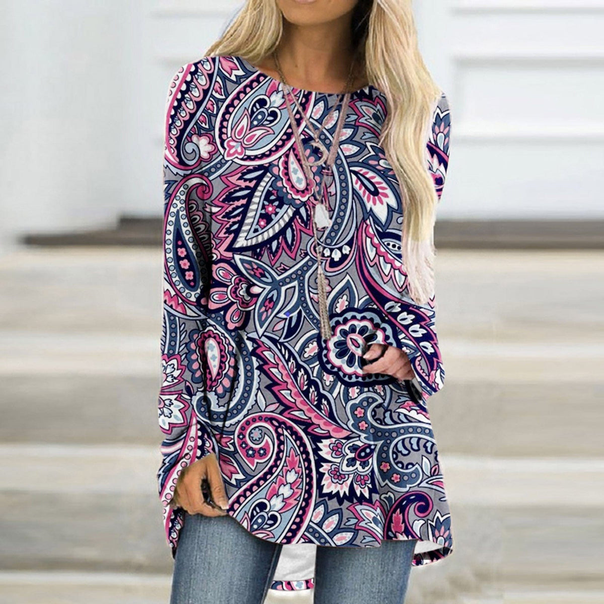 JO | Elegant sweater with mandala print