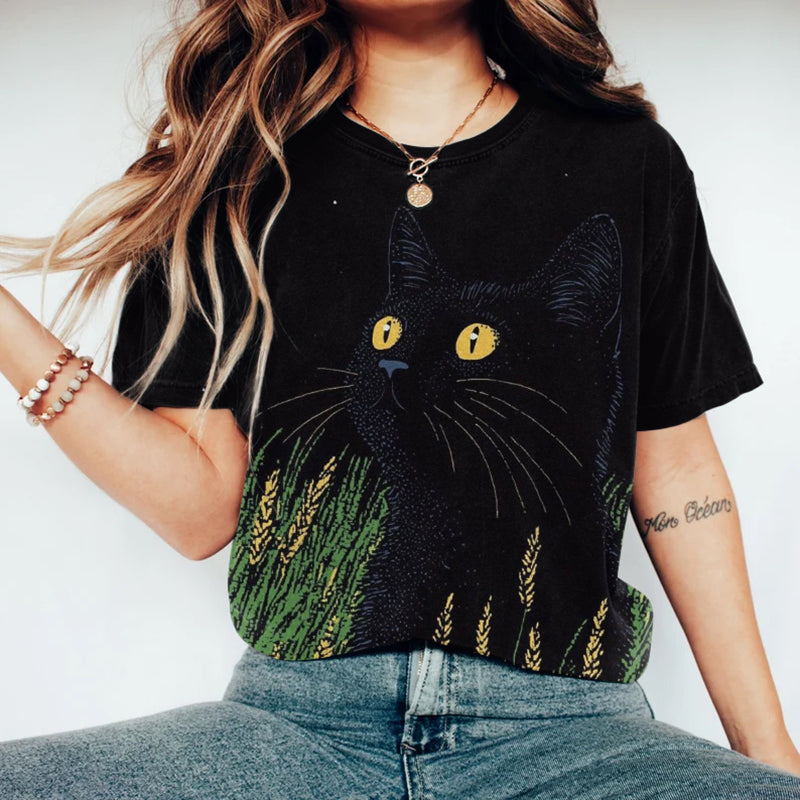Women's Cute Black Cat In The Dark Print T-shirt elevenforest