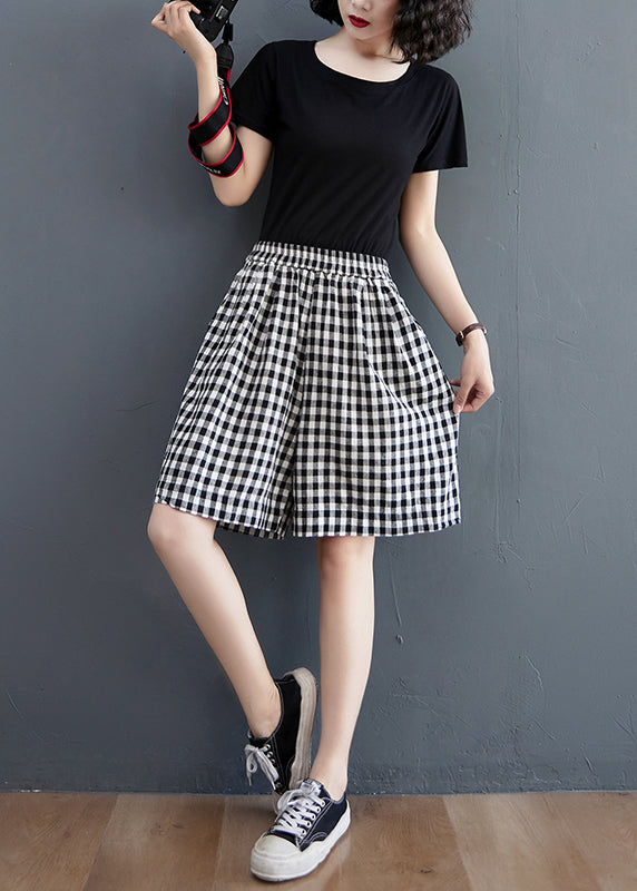Stylish Black White Plaid Elastic Waist Pocket Hot Pants Summer
