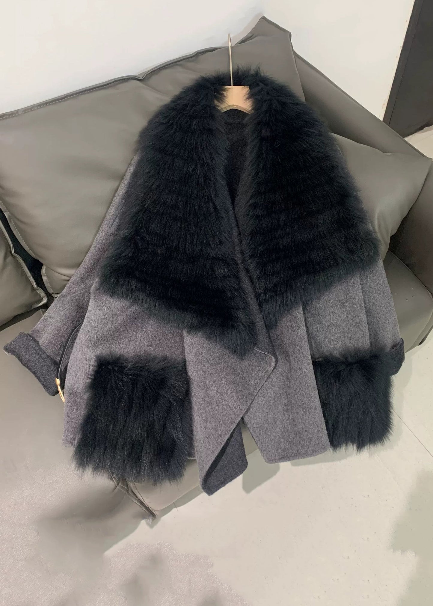 Stylish Black Fur Collar Patchwork Leather and Fur Coats Winter