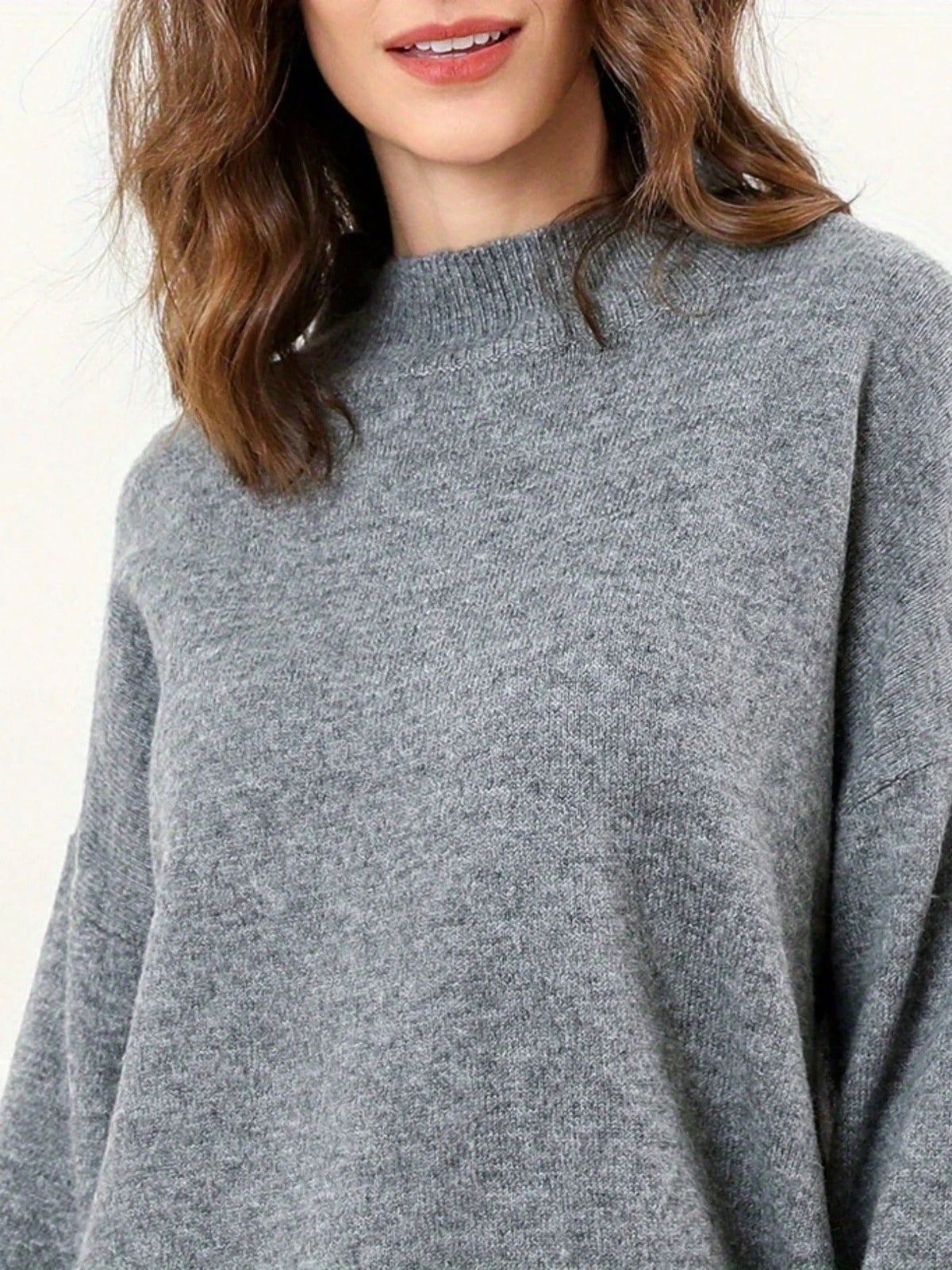 JO | Elegant sweater with side slits