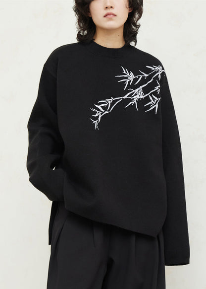 Original Design Black O-neck Embroidered Thick Cotton Knit Sweaters Fall