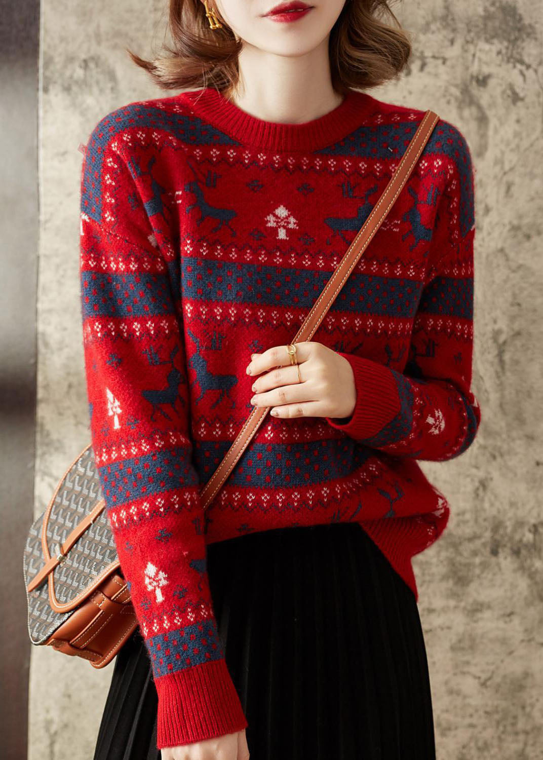 Red O-neck Brief Loose Fall Sweater