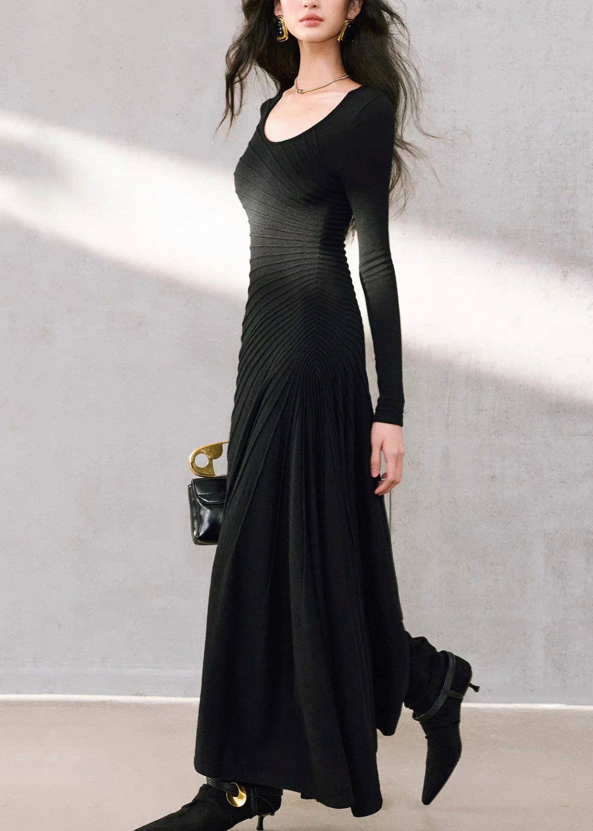 Black Wrinkled Slim Long Fishtail Dress Spring