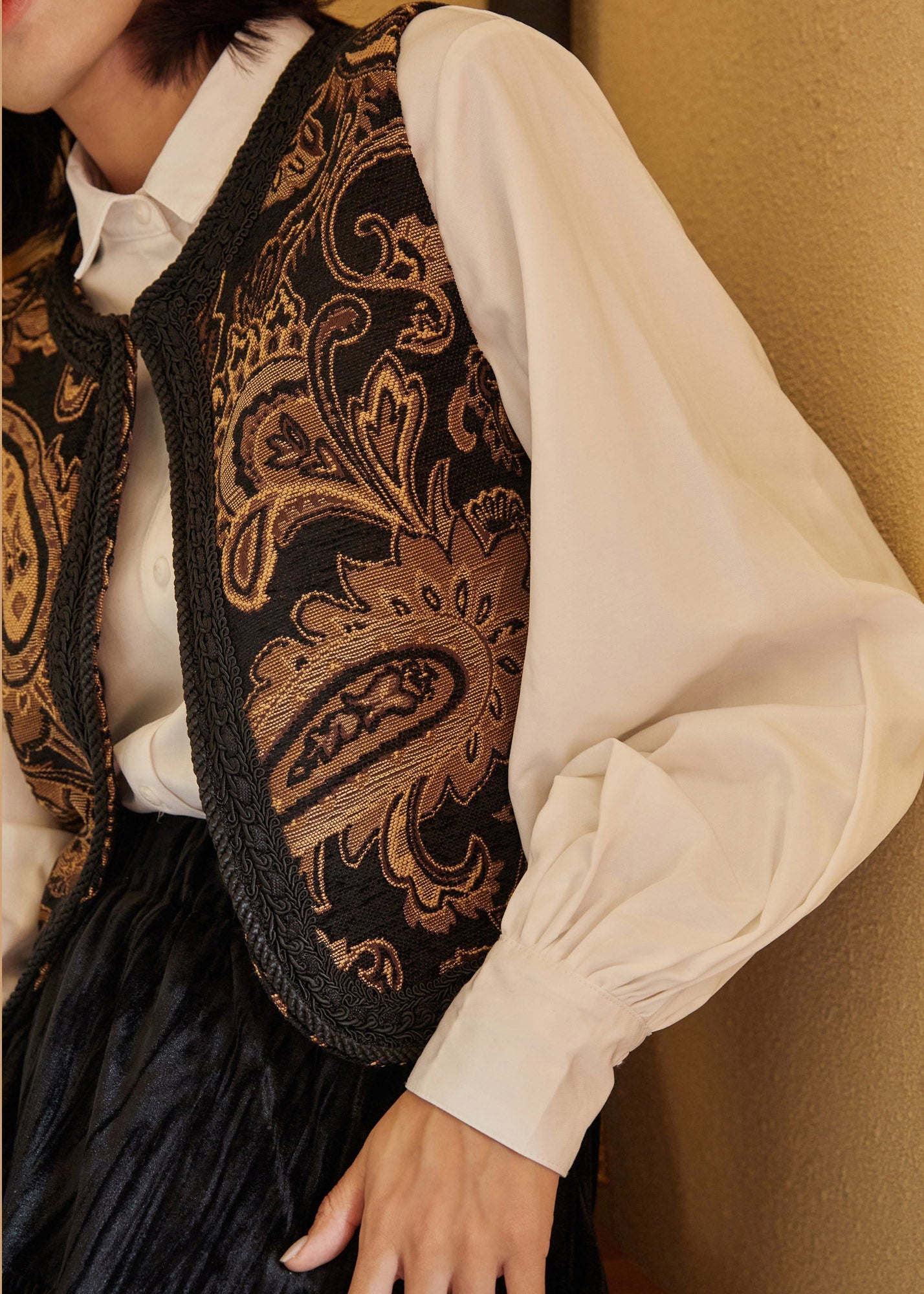 Jacquard Embroideried Patchwork Waistcoat Sleeveless
