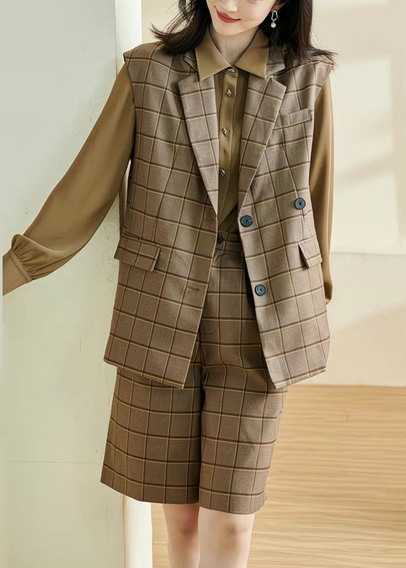 Modern Khaki Plaid Side Open Waistcoat and Shorts Two Pieces Set Sleeveless