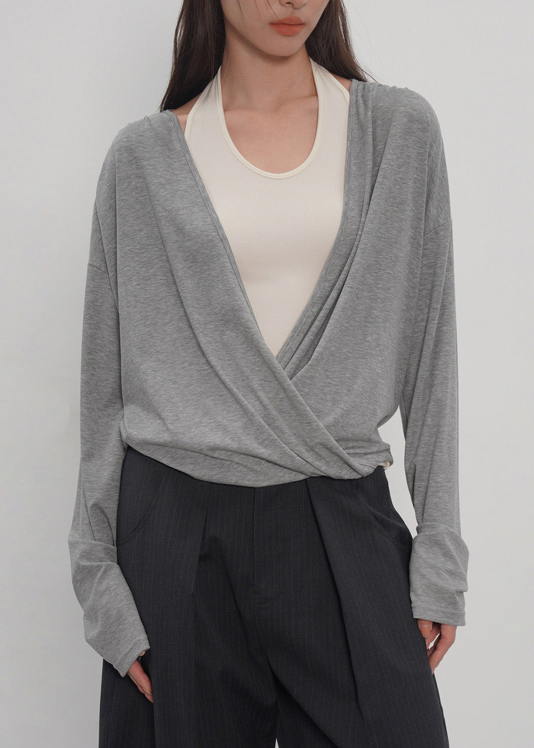 New Grey Fake Two-piece Spliced Neck Hanging Long Sleeved T-shirt Top