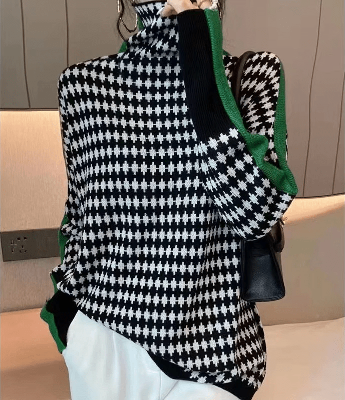 JO | Elegant sweater with black and white check pattern