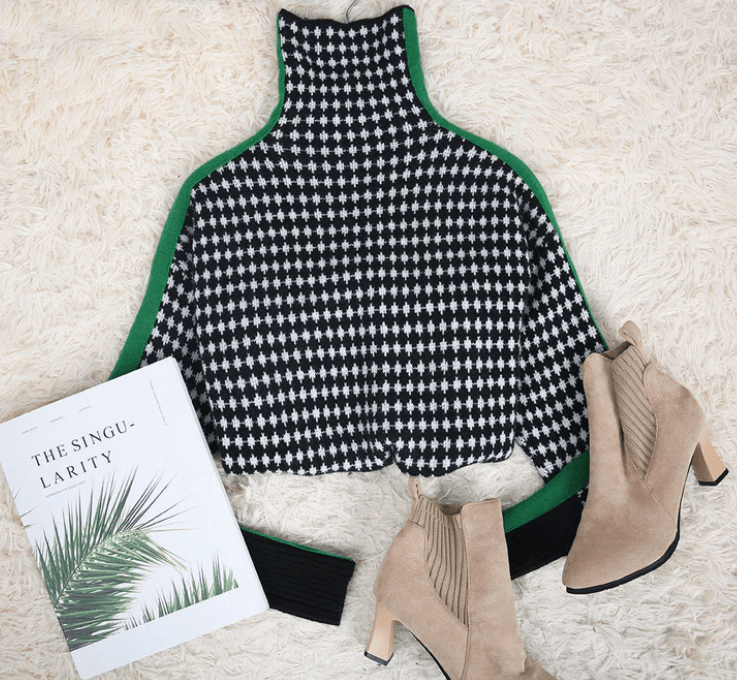 JO | Elegant sweater with black and white check pattern