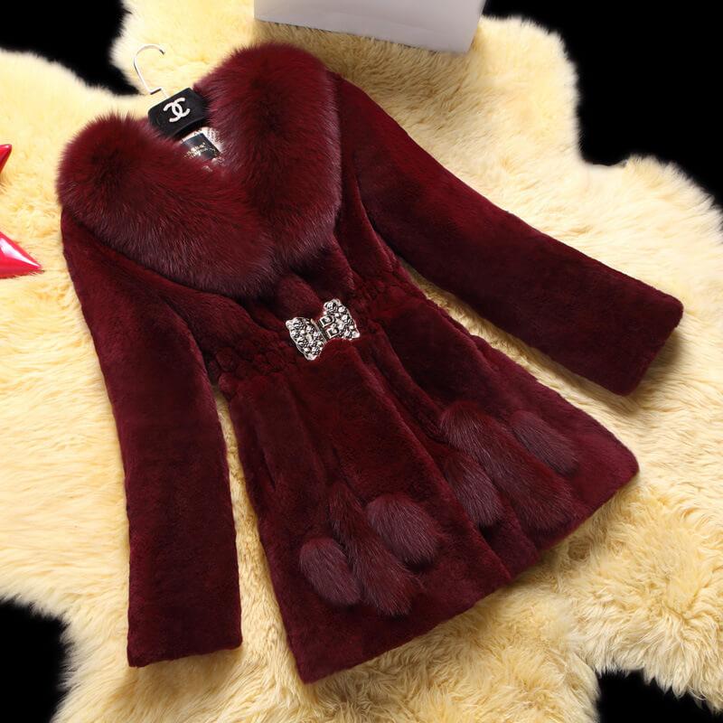 Effortless and Trendy Coat