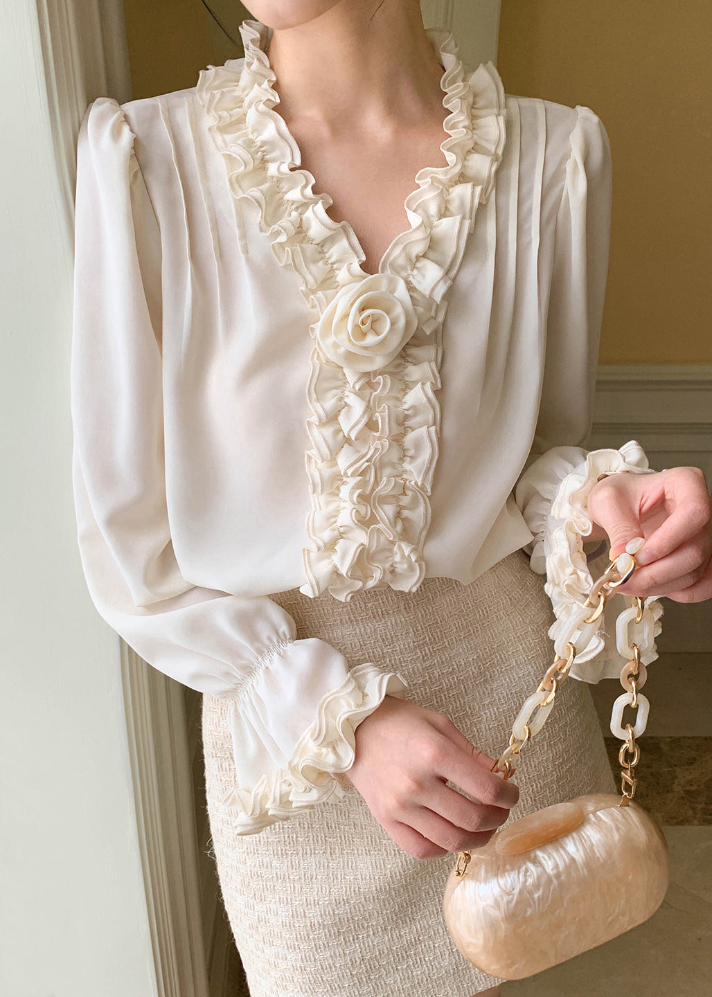 Art Apricot Ruffled Chiffon Shirt Petal Sleeve