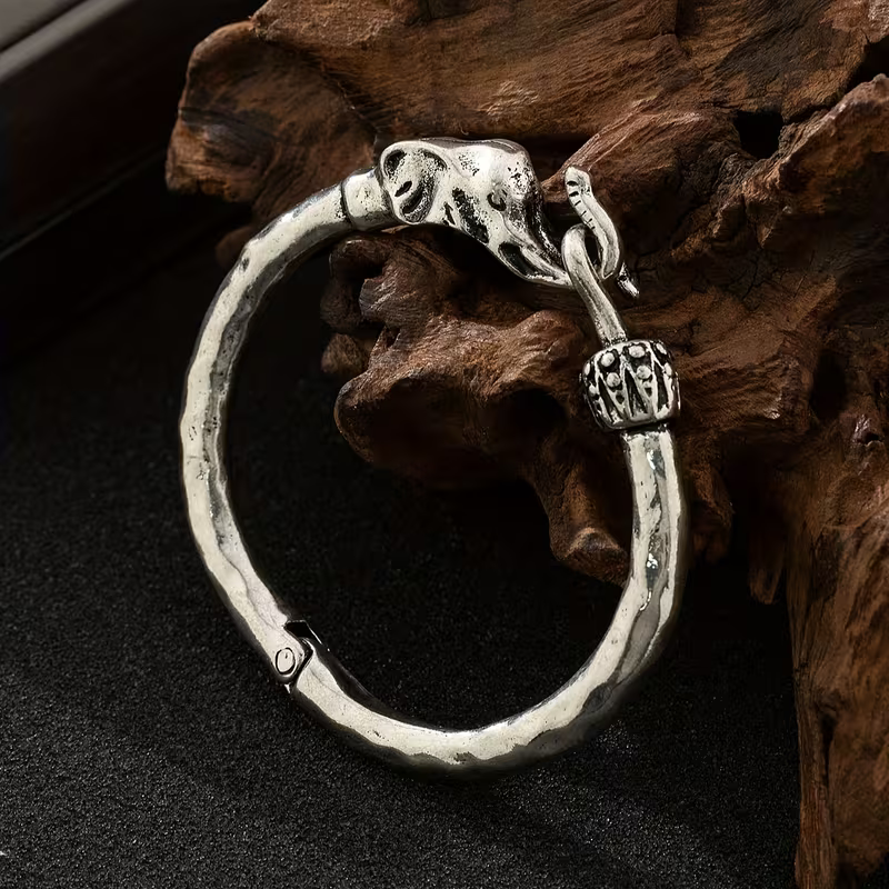 Stunning Bracelet for Daily Wear