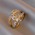 Knotted Elegant Ring