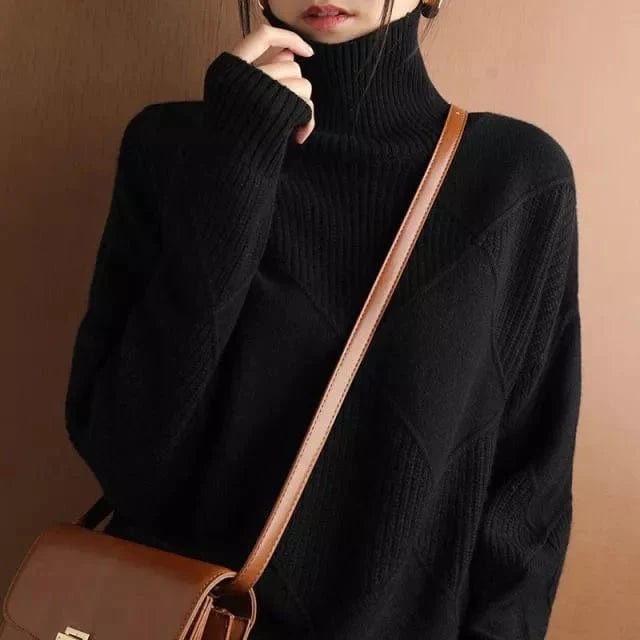 JO | Stylish turtleneck sweater