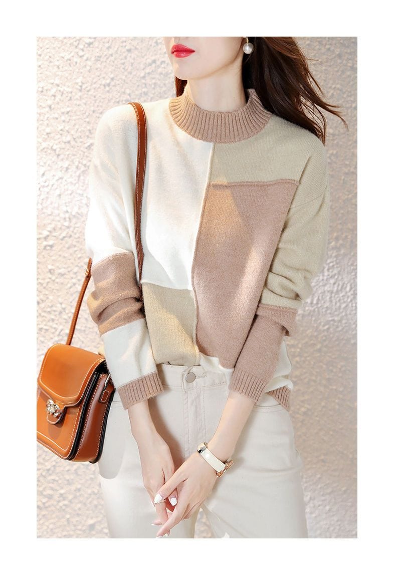 JO | Turtleneck knitted sweater