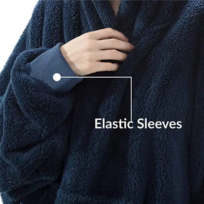 JO | Oversized hooded fleece pullover
