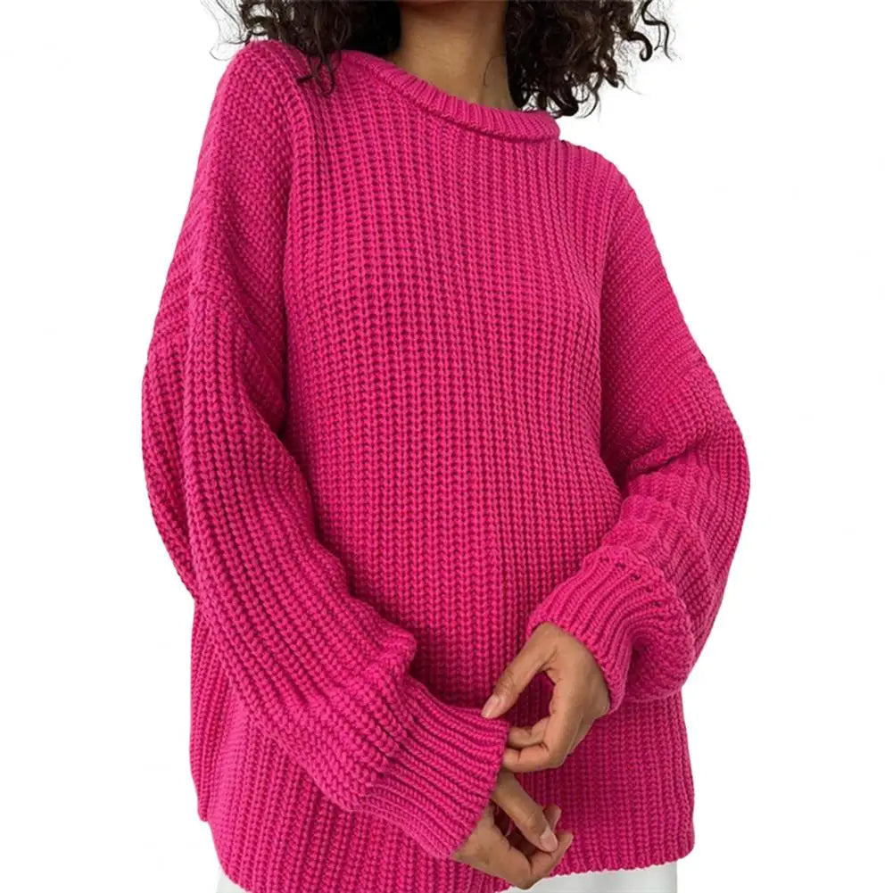 JO | Cozy knitted sweater with a round neckline