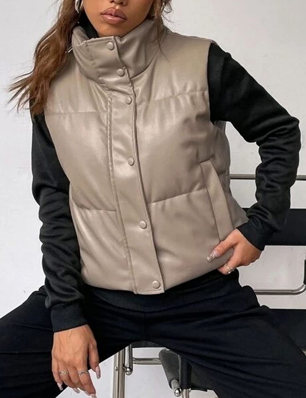 JO | Short & stylish