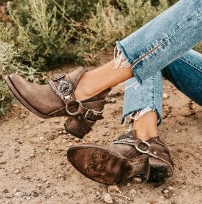 KS | Chunky Mid Heel Vintage Shoes