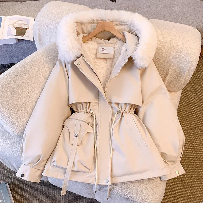 JO | stylish coat with fur collar